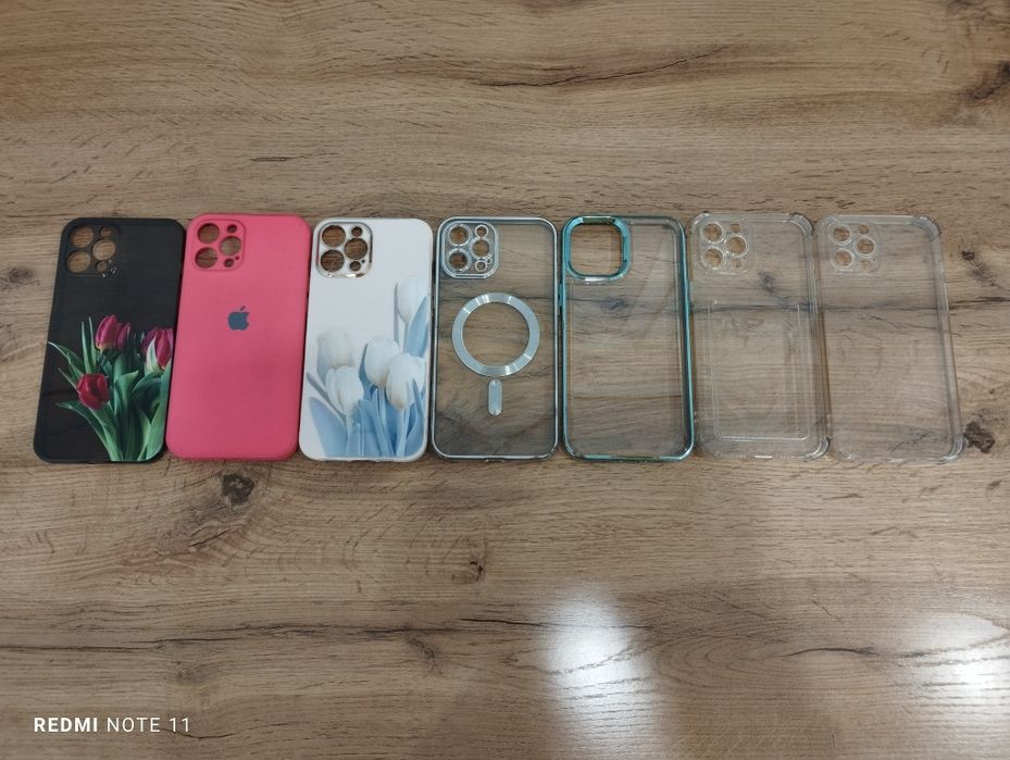 Продам чехлы на Айфон 12 про Макс