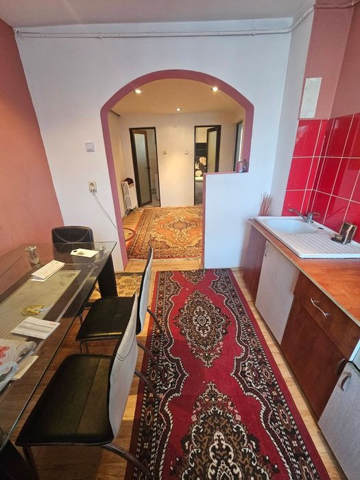 Vând/schimb  apartament 3 camere 71mp bl.S9 Mărăței lângă ASIROM și Școala NR.2  zonă liniștită ,68.000  euro
