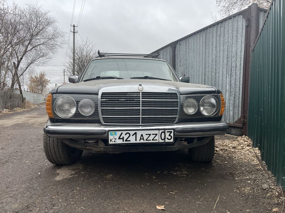 Продам Mersedes w123 e200