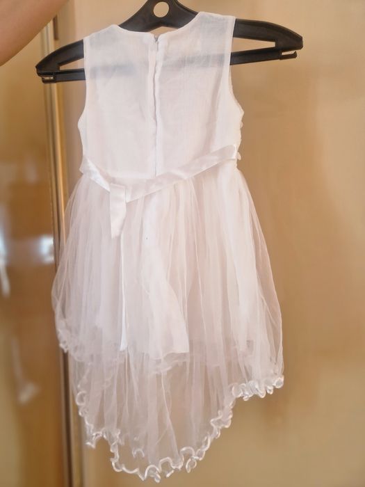 Продам платье для девочки