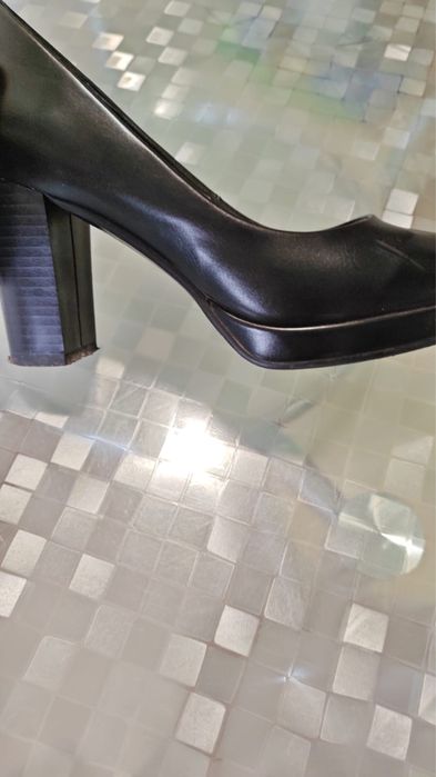 Туфли черные 36 размер