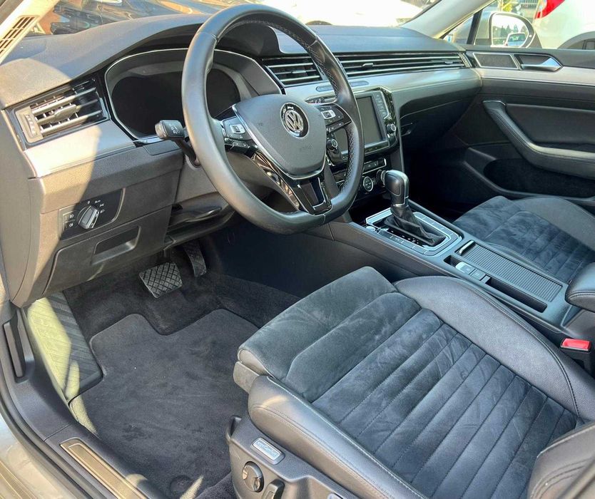 Volkswagen Passat B8 2015 2.0 TDI Higline