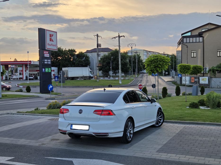 Volkswagen Passat 4Motion  / 2.0Tdi Bi-Turbo 240hp