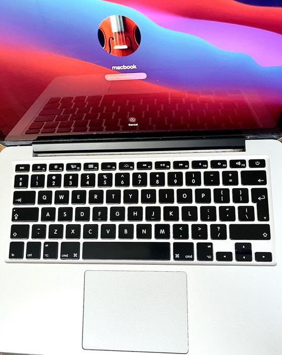 MacBook Pro 13" Retina (Mid 2014) / 8GB RAM / 256GB