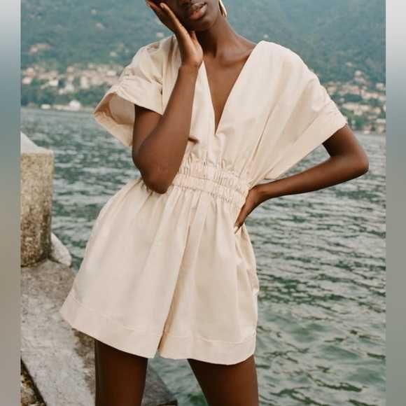 Къс гащеризон ZARA
