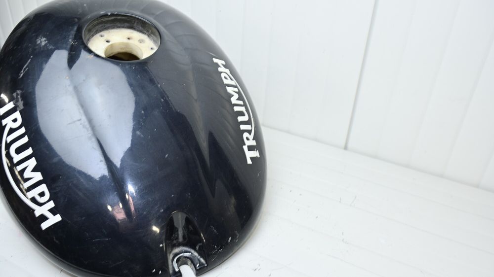 Rezervor Combustibil Benzina Triumph SpeedTriple 1050 2005 - 2007