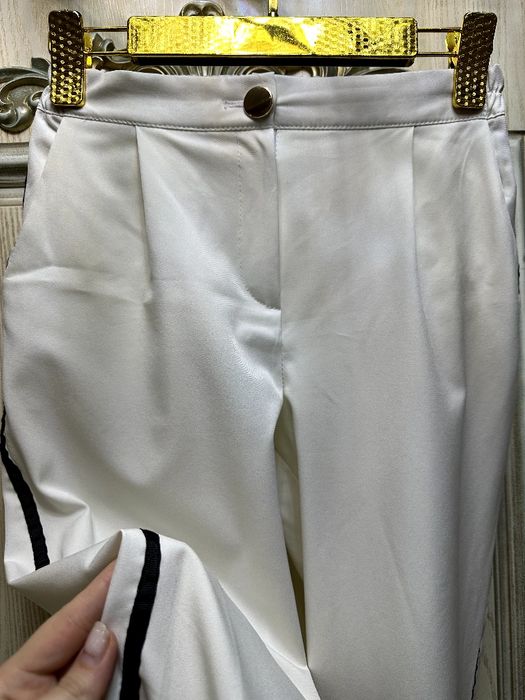 Костюм брюки белые