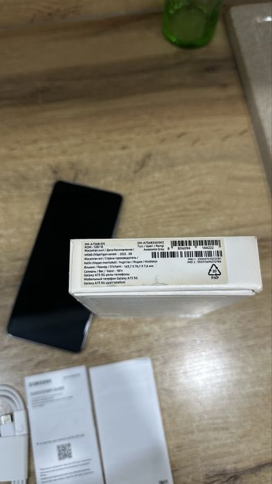 Продам Samsung A73 5G 128ГБ