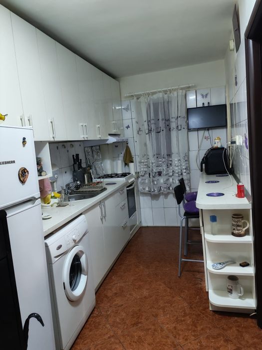 Apartament 2 camere semidecomandat Dna.Ghica