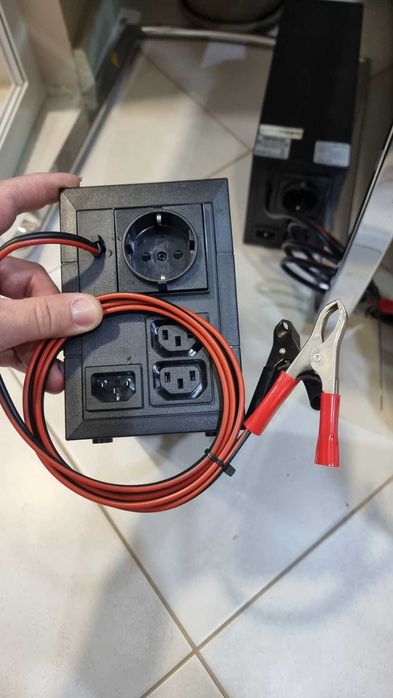 UPS EATON 5E 650VA-300/360W Юпиес за Парно