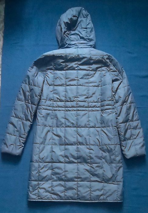 Женская куртка тонкая