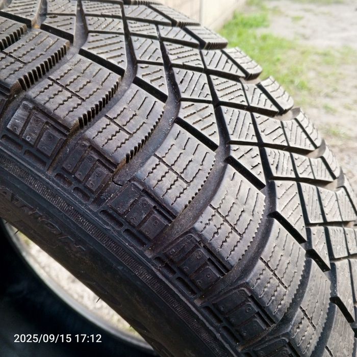 Резина  215/65 R16