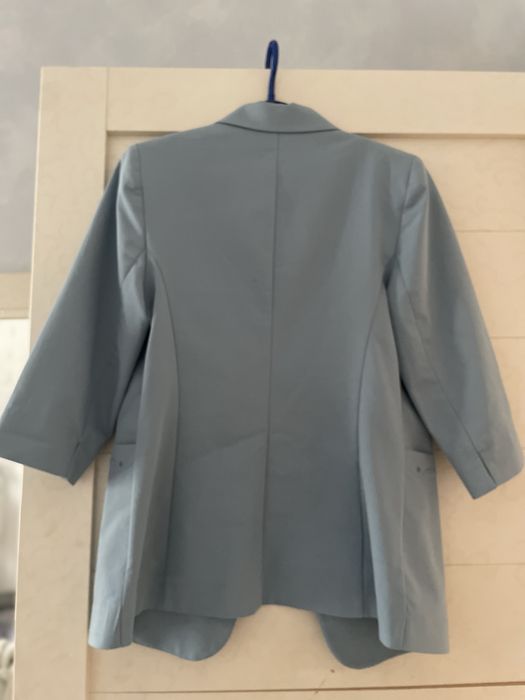 Продам  Брючный костюм размер М