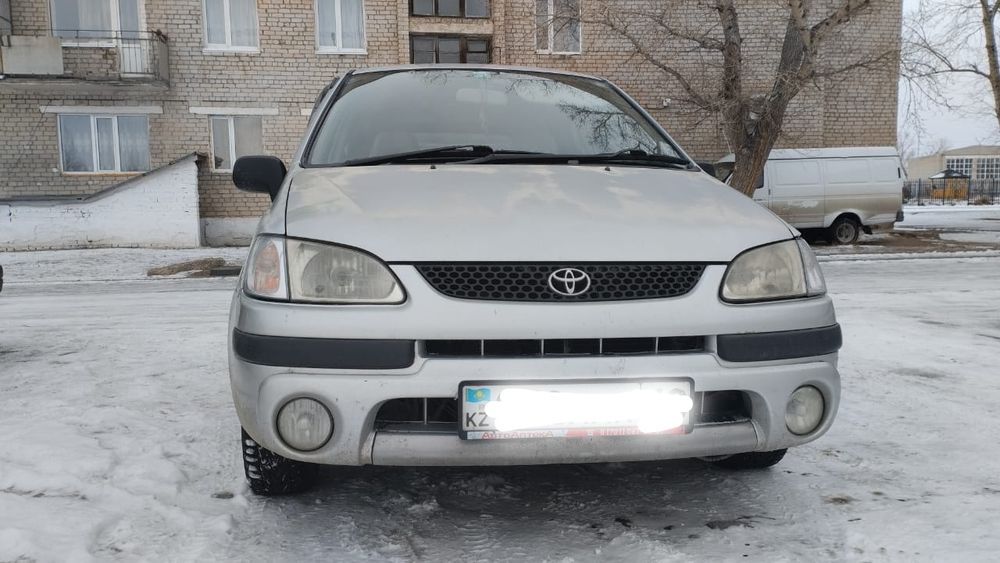 Продам машину. Тойота спасио. 1998 года