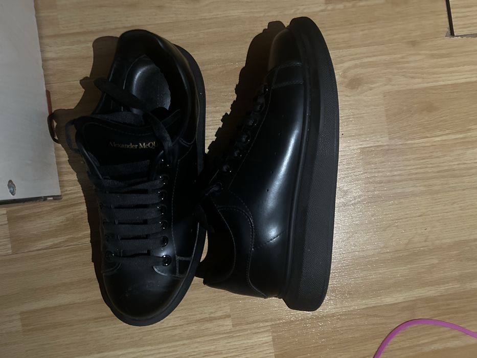 Vand/schimb Alexander McQueen 44