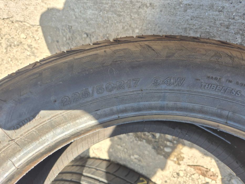 1 Anvelopa de VARA - 225/50/17 - Bridgestone Turanza RFT - NOUA - DOT 2015 !