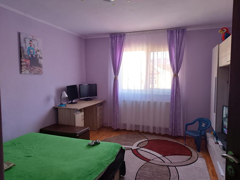 Închiriez garsonieră confort 1 - 44 mp