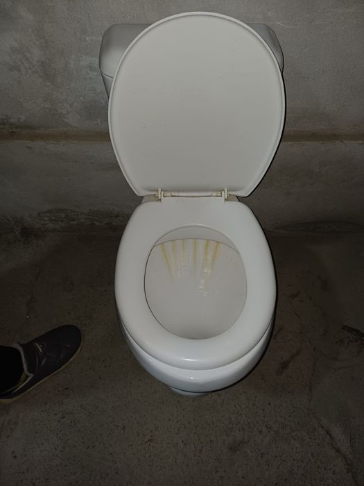 Продаётся унитаз фирмы коко