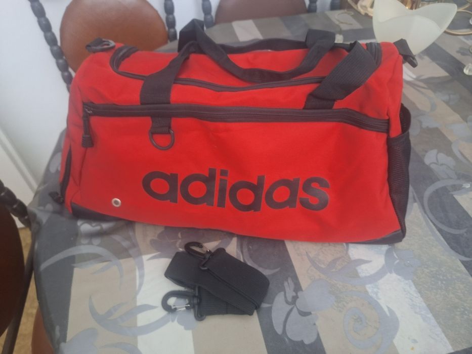 Сумкалар сатылады