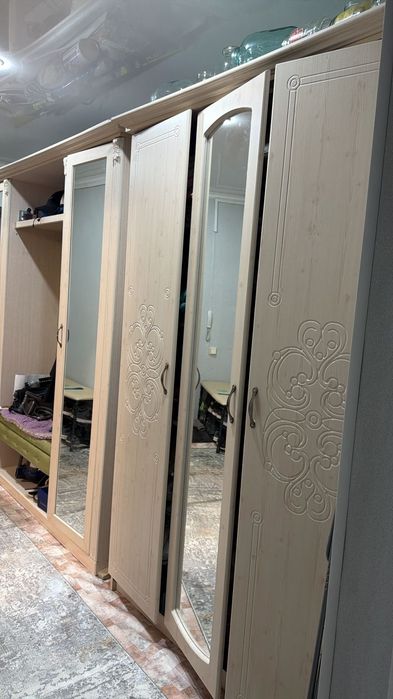 Шкаф для прихожей