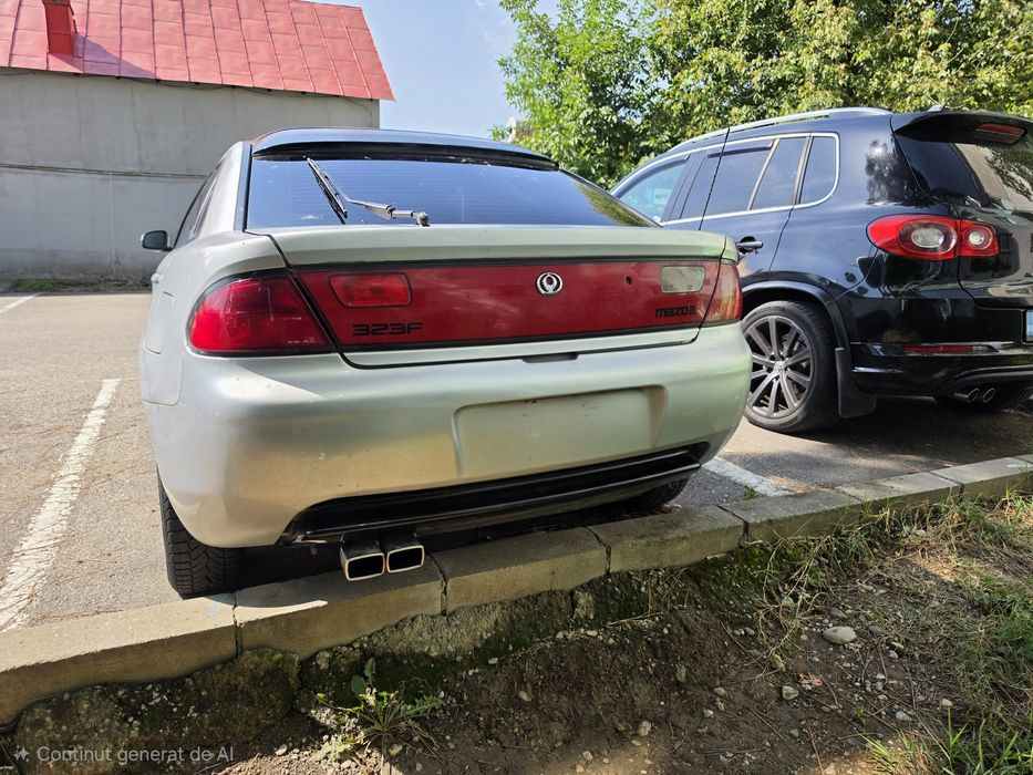 Vand Mazda 323f 1996