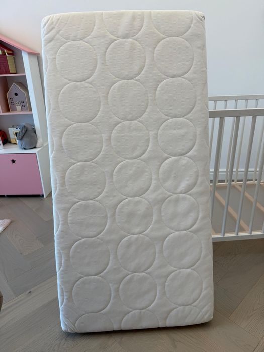 Patut ikea complet utilat CA NOU