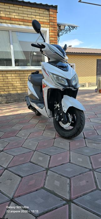 Продам скутер М10