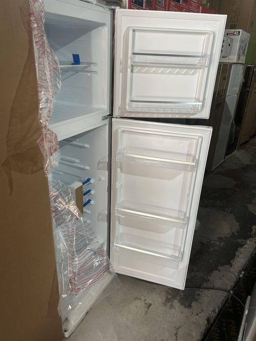 НОВ No FROST Хладилник с Горна камера 170 см, 255 литра