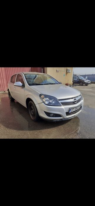 OPEL Astra 2013 — imagine 4