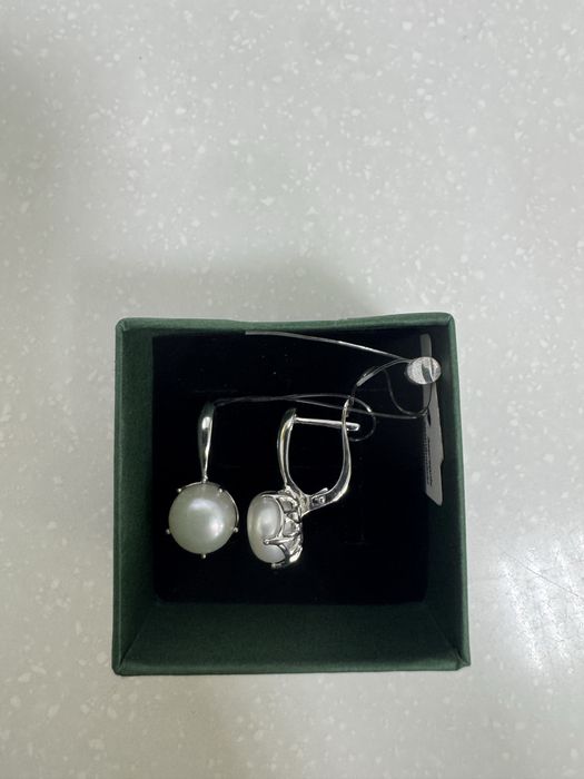 Продам серебряные серьги