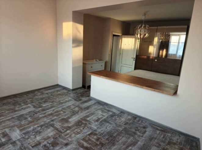 Дава се под наем Тристаен апартамент в София, Витоша - 115 кв.м за 918 € - Снимка #4