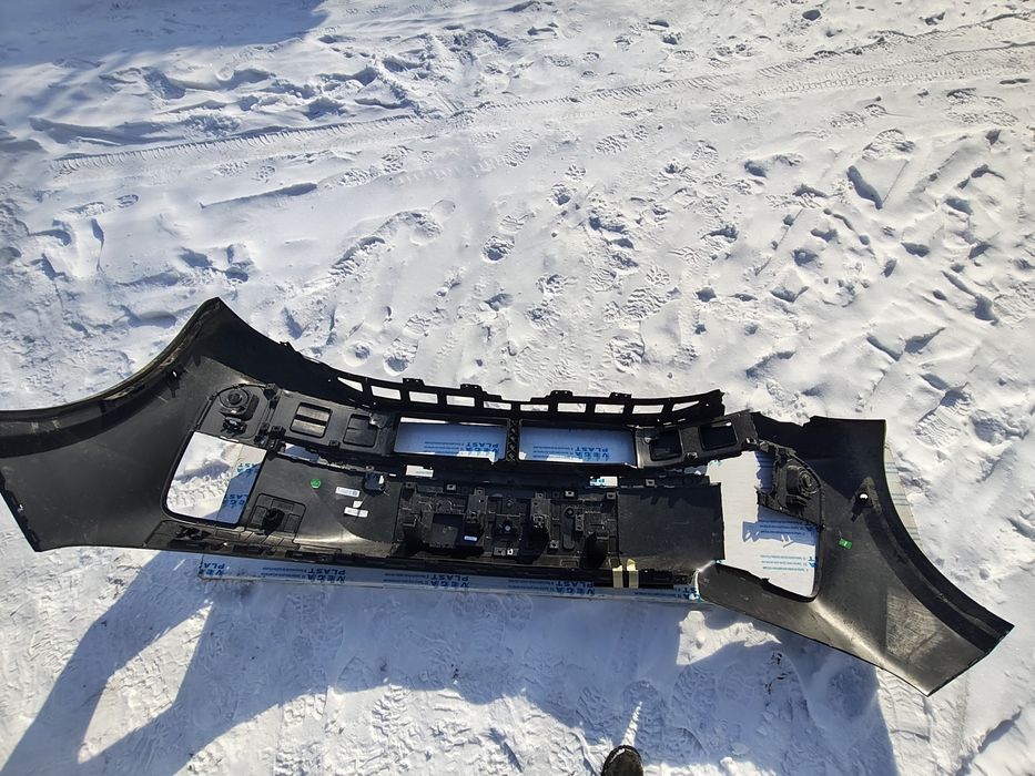 Передний бампер от LiXiang restyling 2025