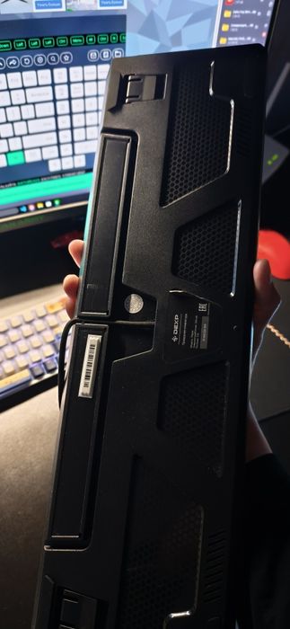 Продам клавиатуру Dexp Rapier