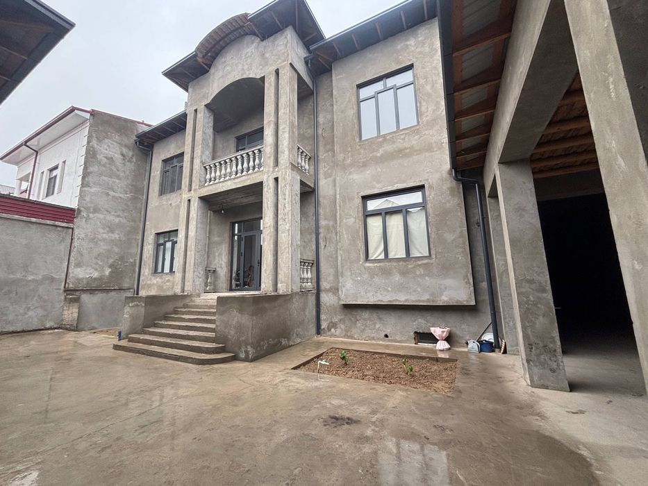 Продаётся большой дом 700 м²