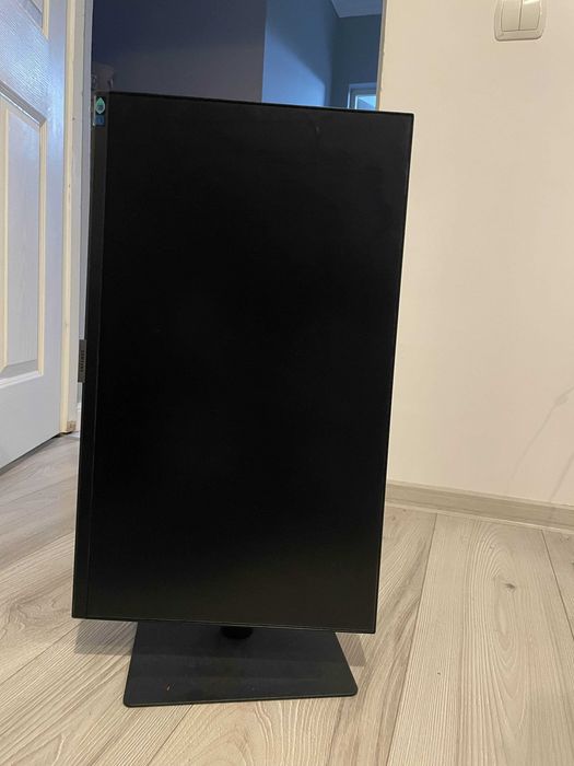 Monitor LED IPS Samsung 24", WQHD, 75Hz, FreeSync, Vesa Stand