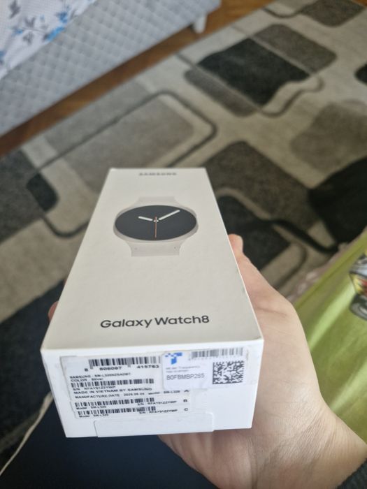 Чисто нов Smart Watch Samsung Watch 8 (40mm)