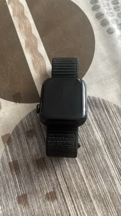 Apple watch SE 44 MM 2 GEN (GPS)
