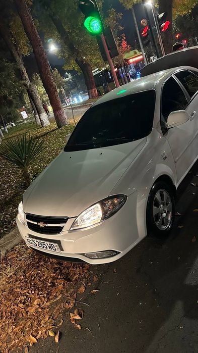 Gentra srochno sotiladi