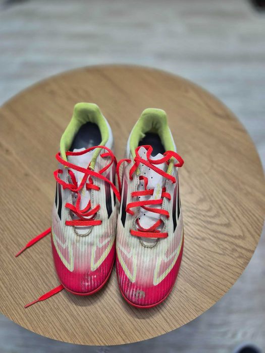 Adidas ghete fotbal F50 gazon artificial