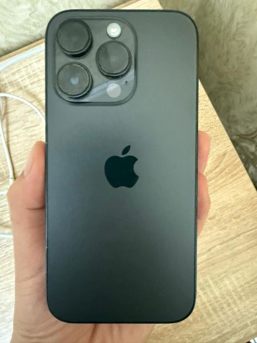 продам айфон 14про