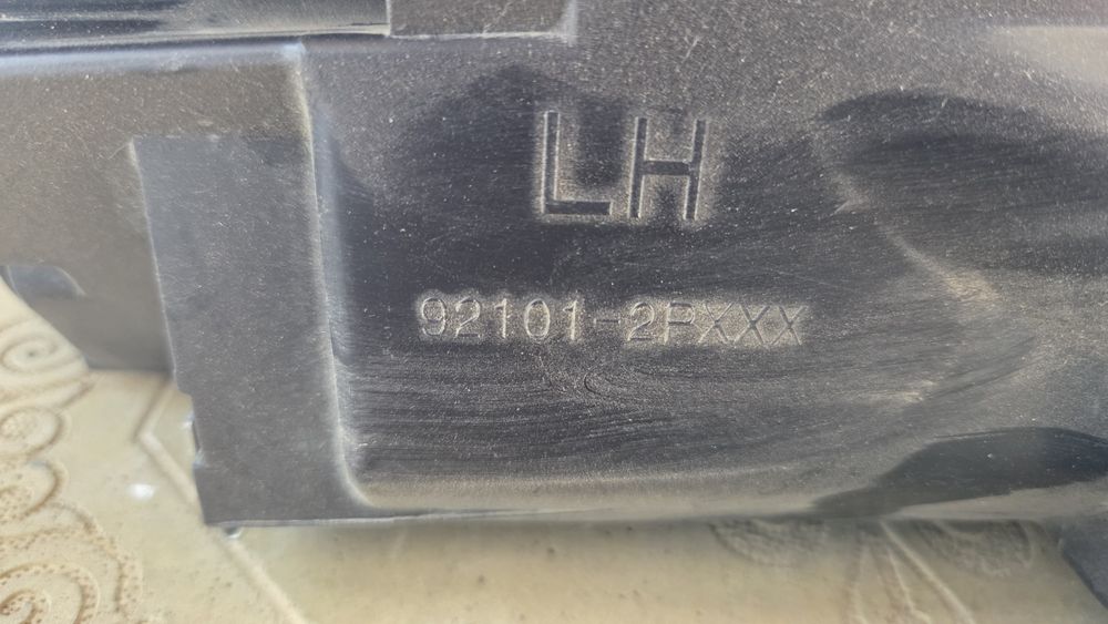 Фары KIA Sorento