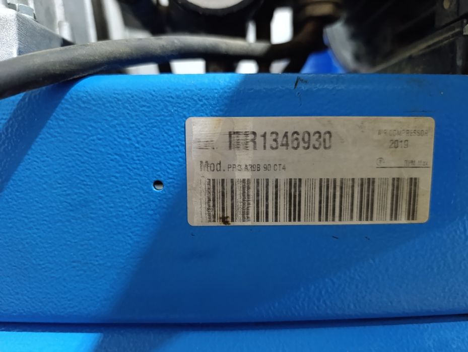 Продам воздушный компрессор 380 вольт
