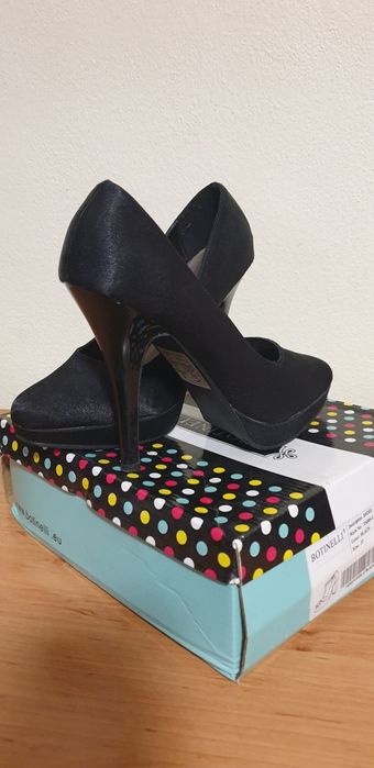 Vând pantofi dama marimea 37 și 38