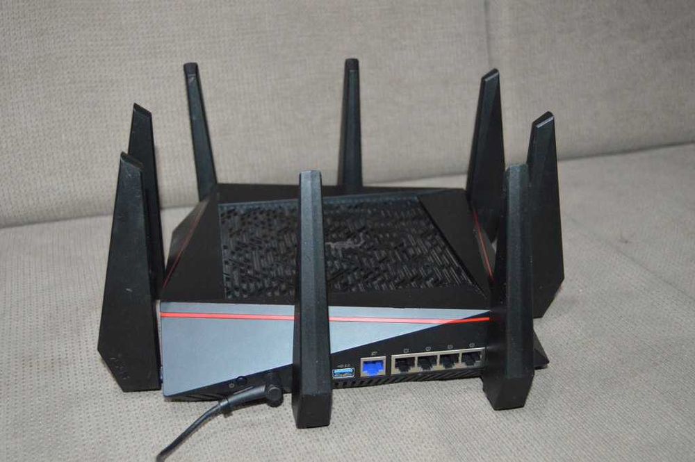 Router gaming ASUS RT-AC5300 Tri-band Gigabit Wifi 5