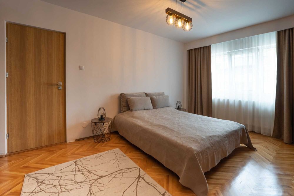 PF vand apartament 2 camere, etaj intermediar - zona OMV Marasti