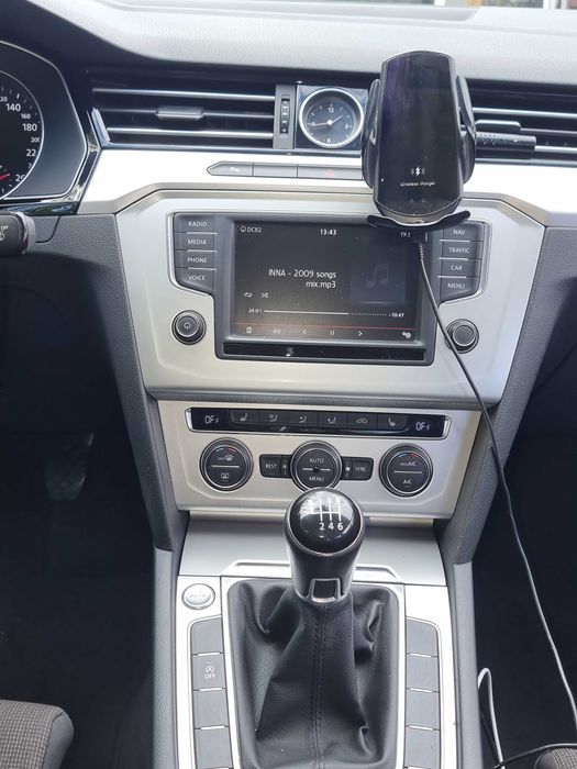 VOLKSWAGEN Passat 2015 — imagine 4