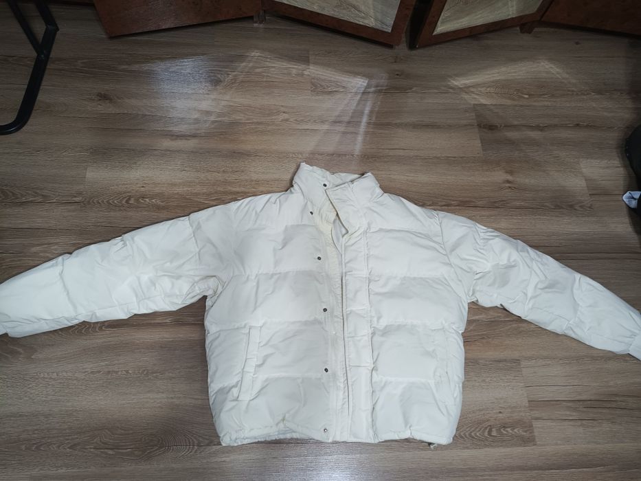 Стильная фирменная куртка