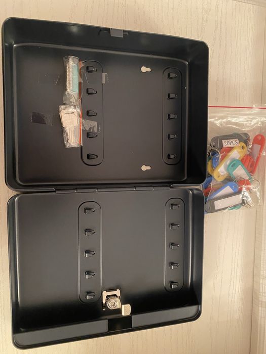 Продам сейф для ключей