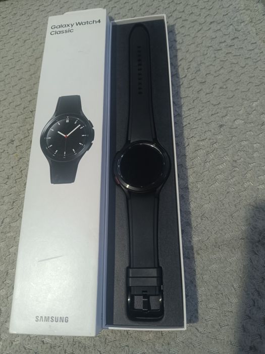 Смарт часы Samsung galaxy watch 4 classic