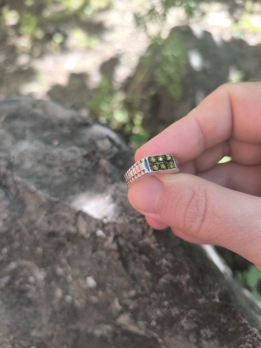 Продам серебряный перстень